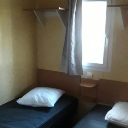 Mobil 3*** Piscine Chauffee * La Boissiere-de-Montaigu