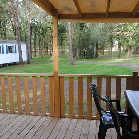 Campingplatz Mobil 3*** Piscine Chauffee