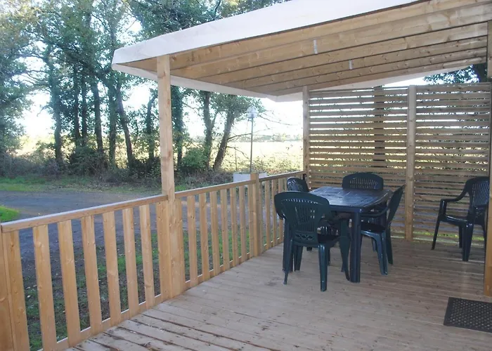 キャンプ場 Mobil 3*** Piscine Chauffee La Boissière-de-Montaigu