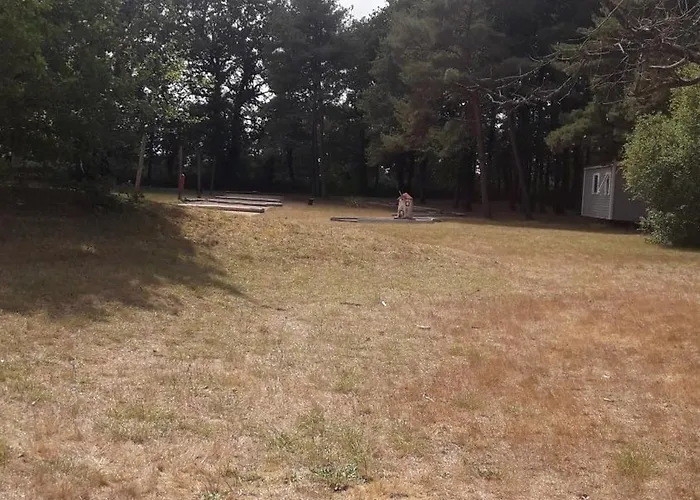 Mobil 3*** Piscine Chauffee * La Boissière-de-Montaigu